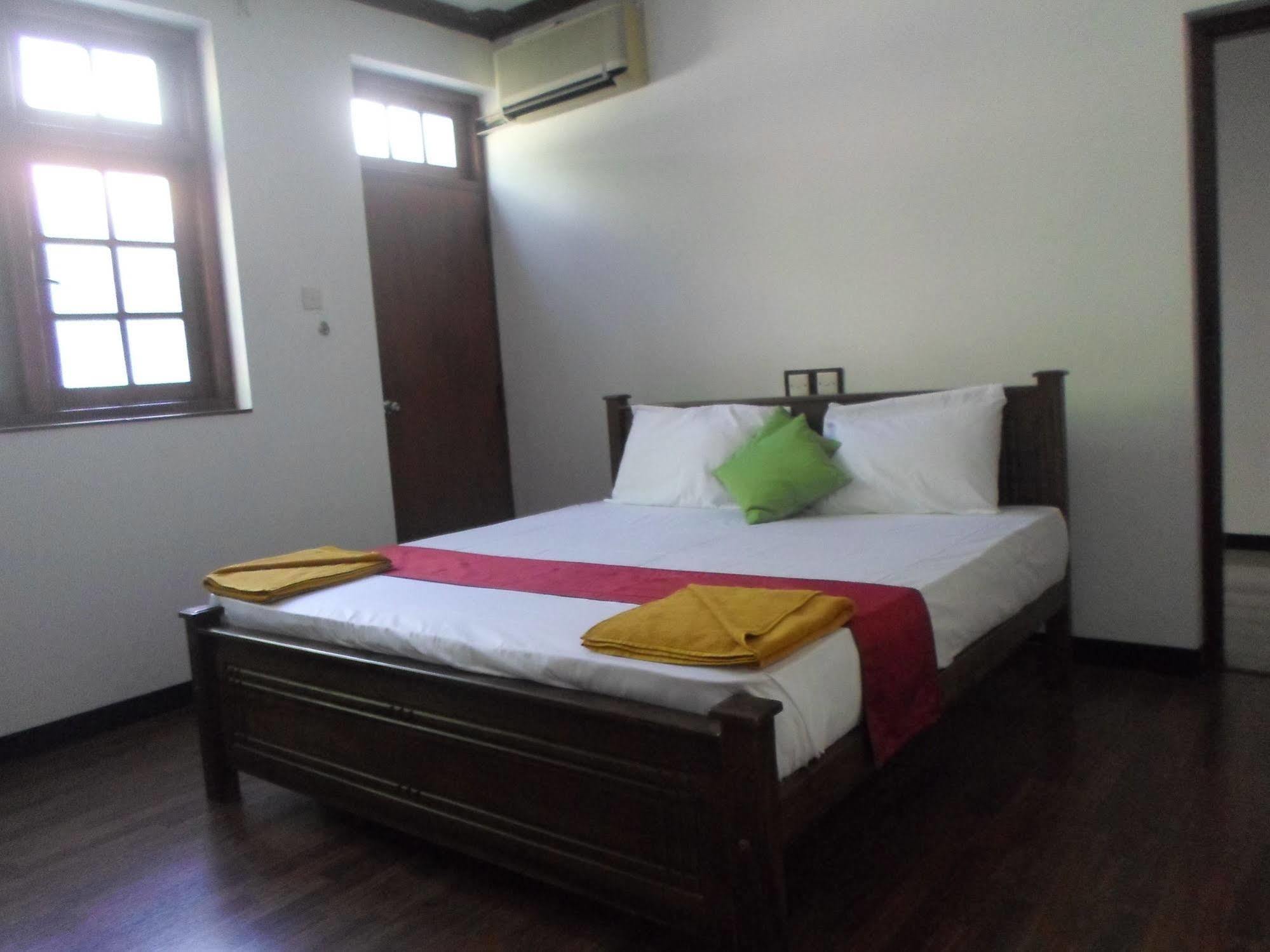 Kandy Green View Bungalow Buitenkant foto