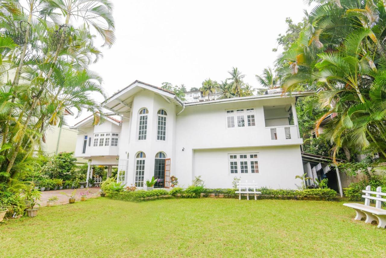 Kandy Green View Bungalow Buitenkant foto